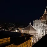 La Culla Di Dante Luxury Apartment In Duomo