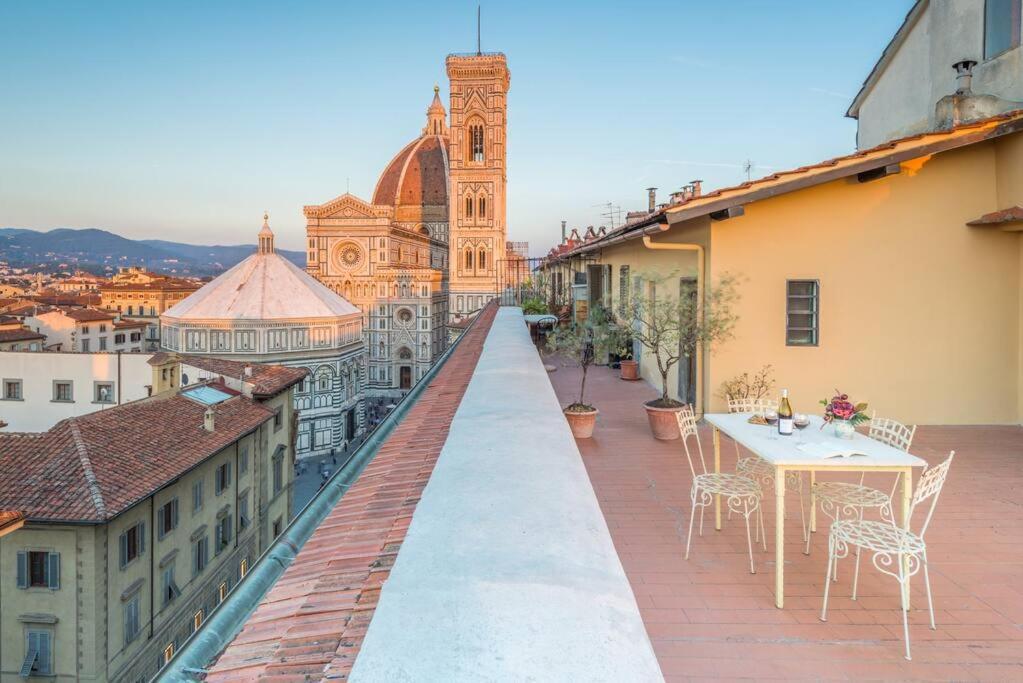 Apartment La Culla Di Dante Luxury In Duomo *